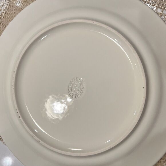 Gail Pittman Southern Living Hospitality 11 1/4" Cream Colored (2) Dinner Plates - Picture 4 of 9